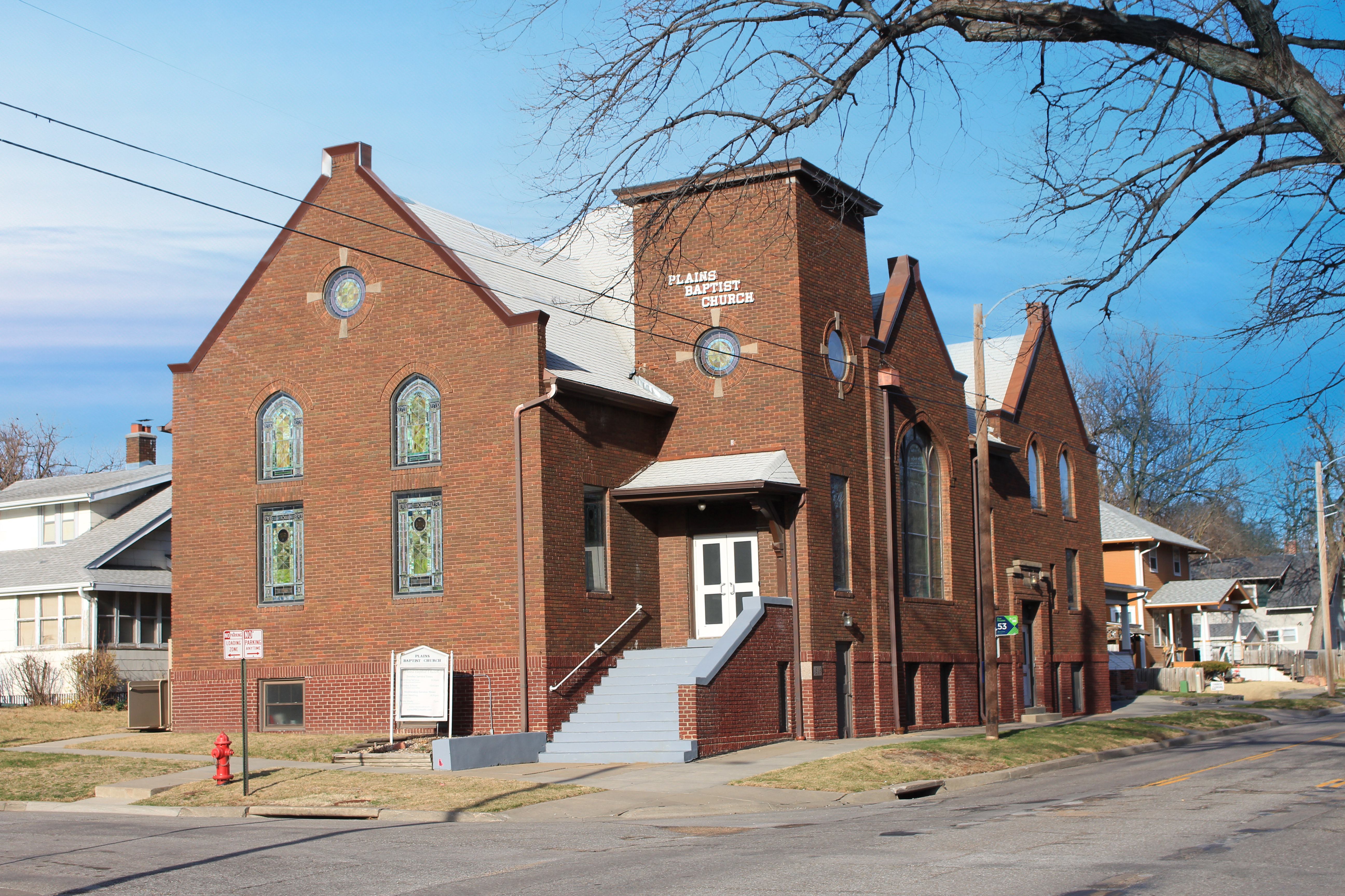 Plains Baptist Church building